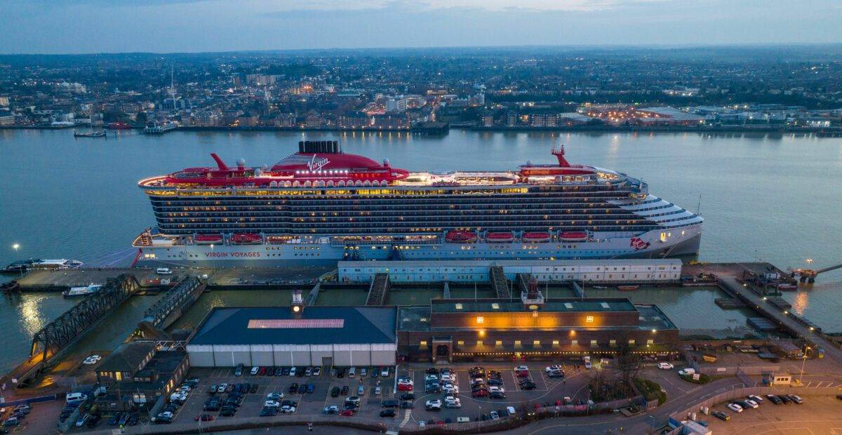 Valiant Lady in Tilbury